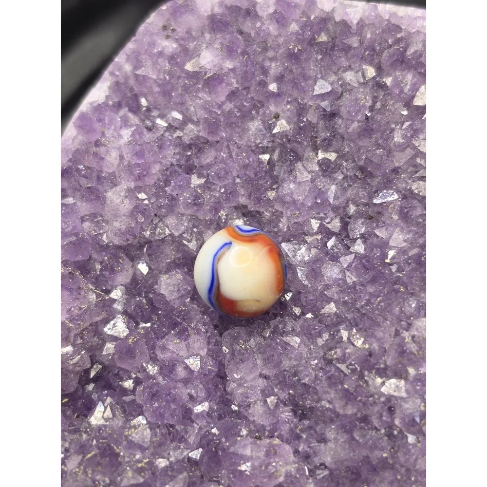 Akro‎ Agate Blue Oxblood,